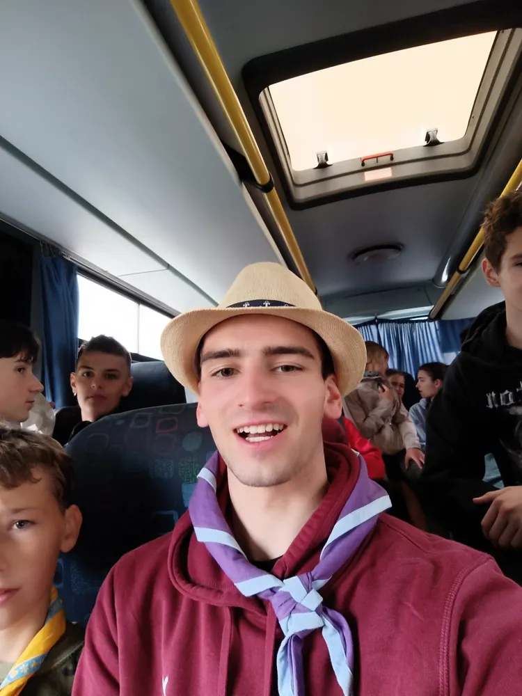 Willy v autobuse na výpravě